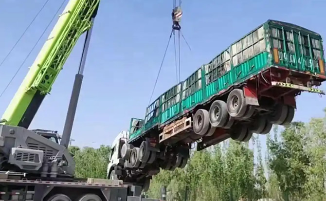 秦都区道路脱困救援案例